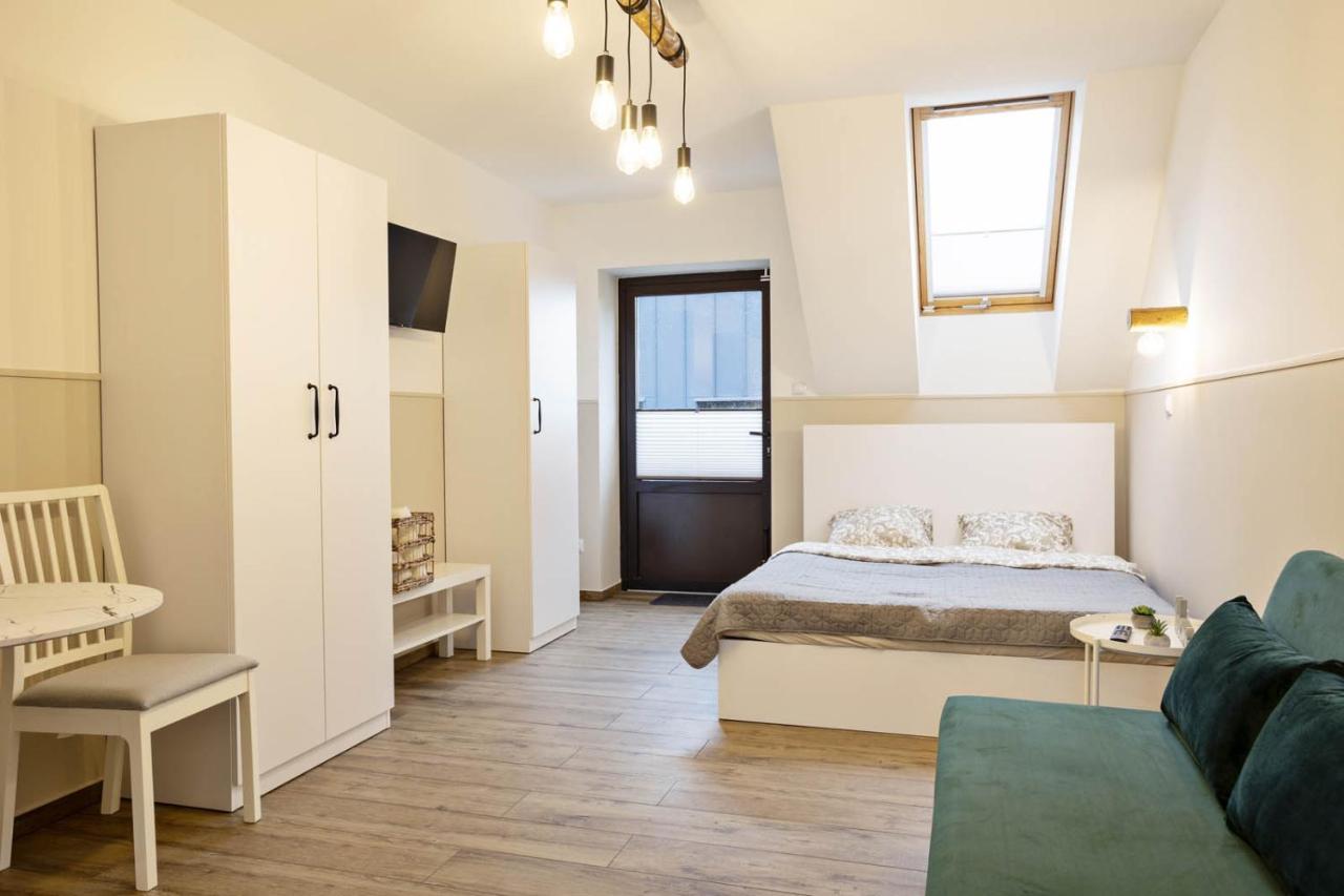 Apartamenty Nad Jeziorem Bialym Августув Экстерьер фото