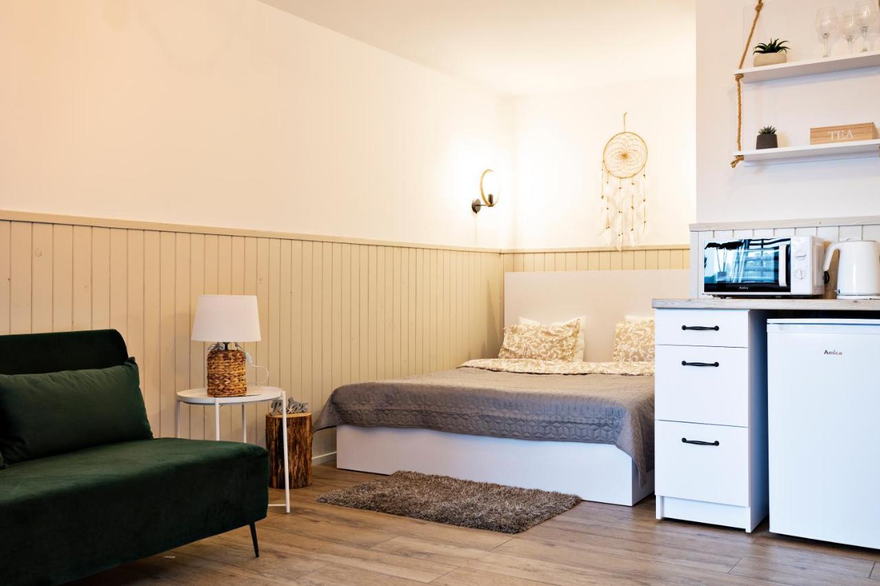 Apartamenty Nad Jeziorem Bialym Августув Экстерьер фото